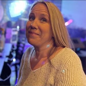 Meet your Posher, Tauna